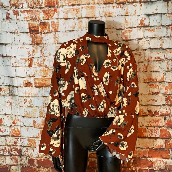 Altar'd State Tops - Altar’d State Floral Print Bell Sleeve Crop Blouse
